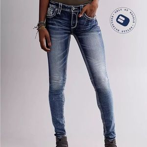 Rock Revival Bariah Mid Rise Skinny Stretch Jeans